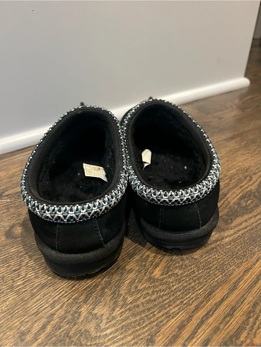 UGG classic slip